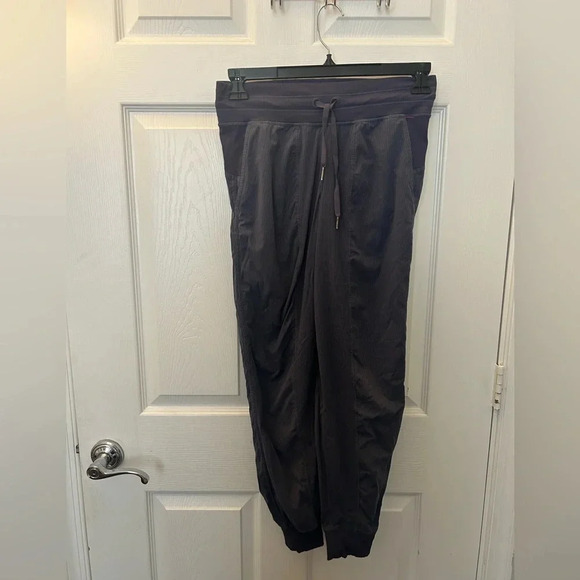 Lululemon Dance Studio Jogger - Picture 2 of 6